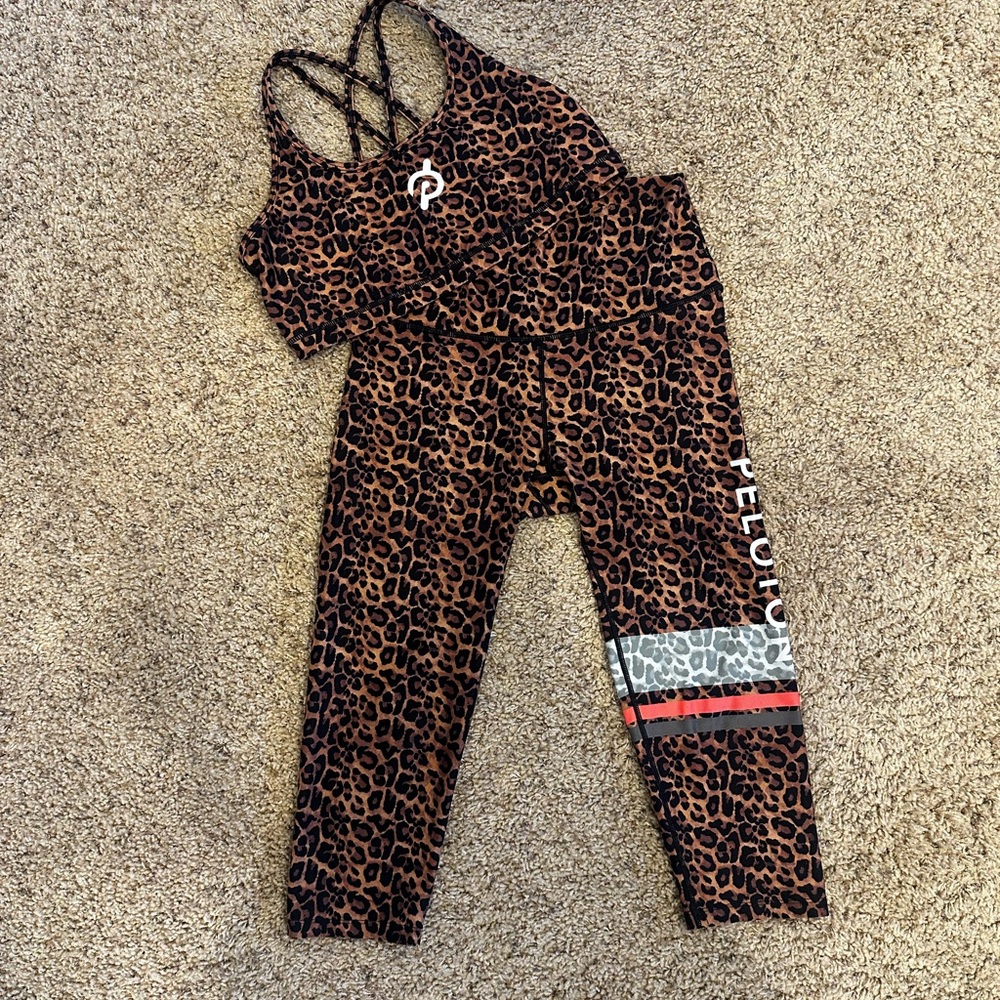 WITH Women’s Peloton Cheetah Set Bra Size L Leggings High Waist Capri Size M